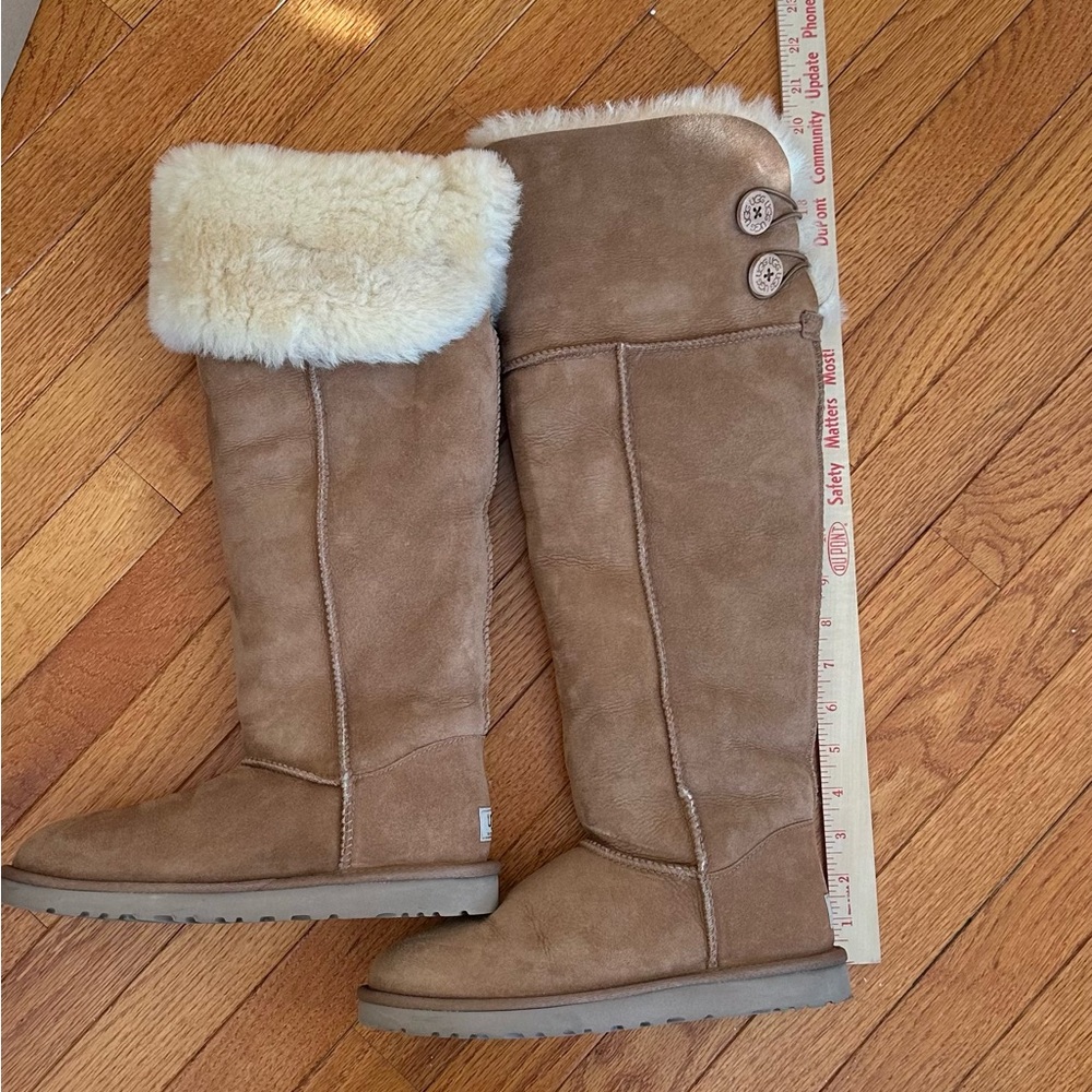 Used UGG knee high boots size 8